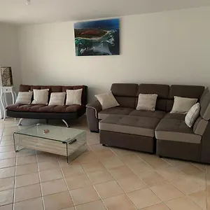 logement-entier-vue-sur-mer.comcaribbean.com/
